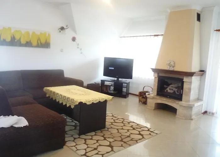 Jarzebinowa 7 * Ровы